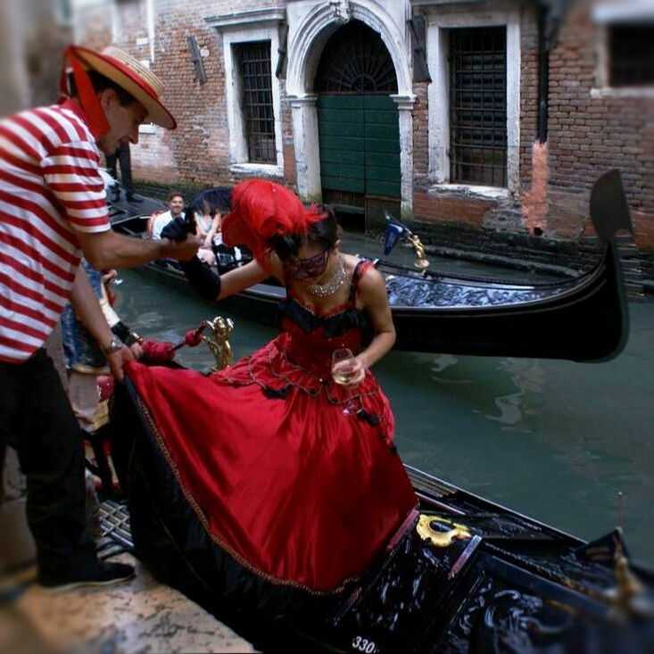 On your way to a masquerade ball in Venice